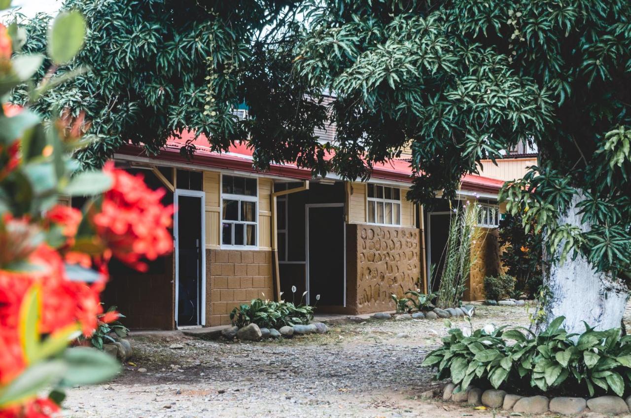 Cabinas El Prado San Isidro De El General Eksteriør billede